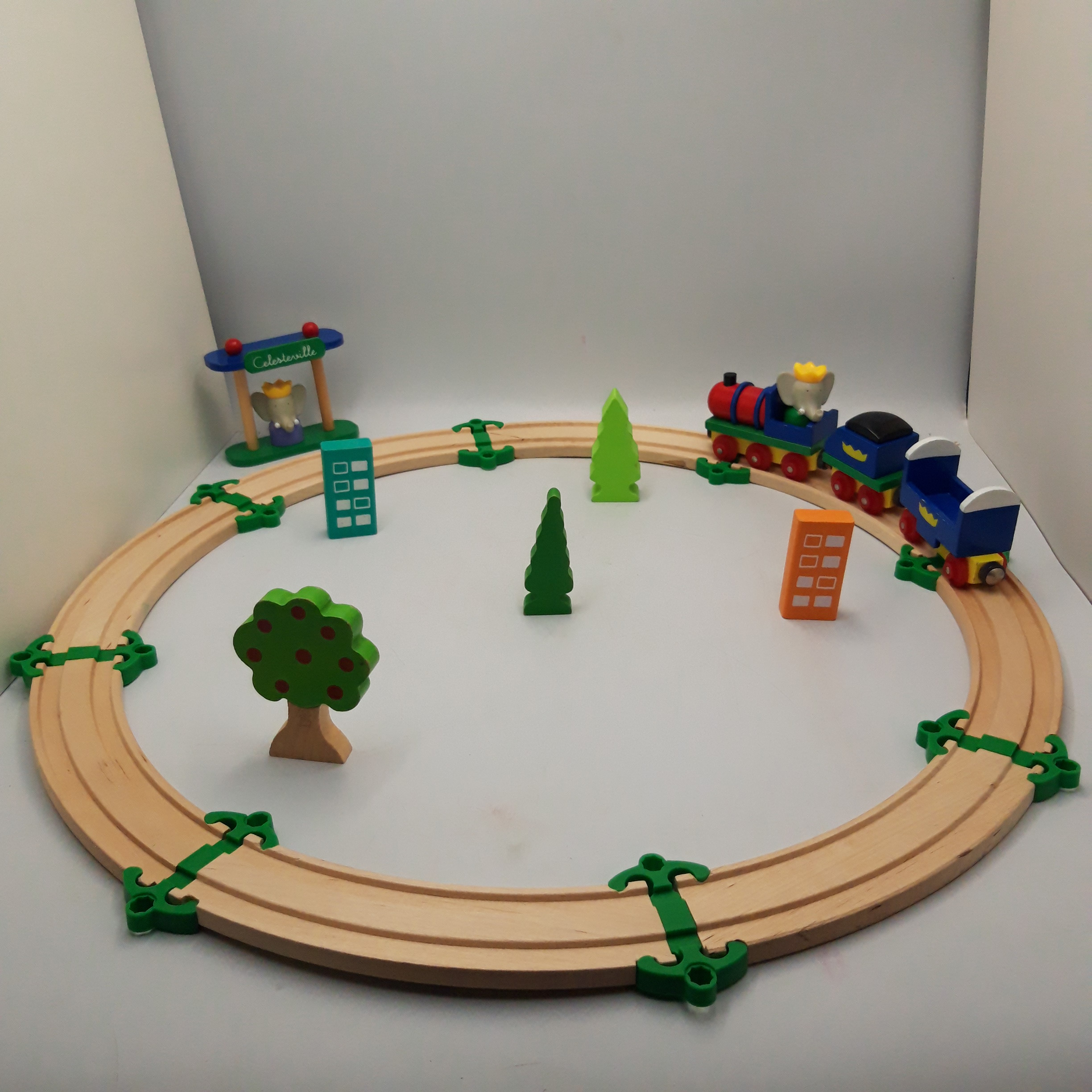 Circuit de train en bois Edition Atlas - Bon état - Photo 5